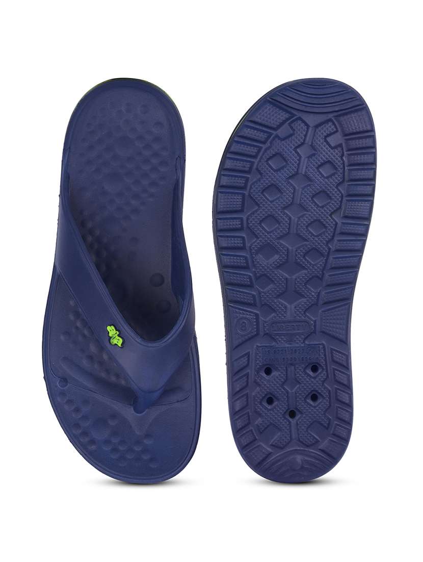 men solid toe separator flip flop - 22029312 -  Standard Image - 5