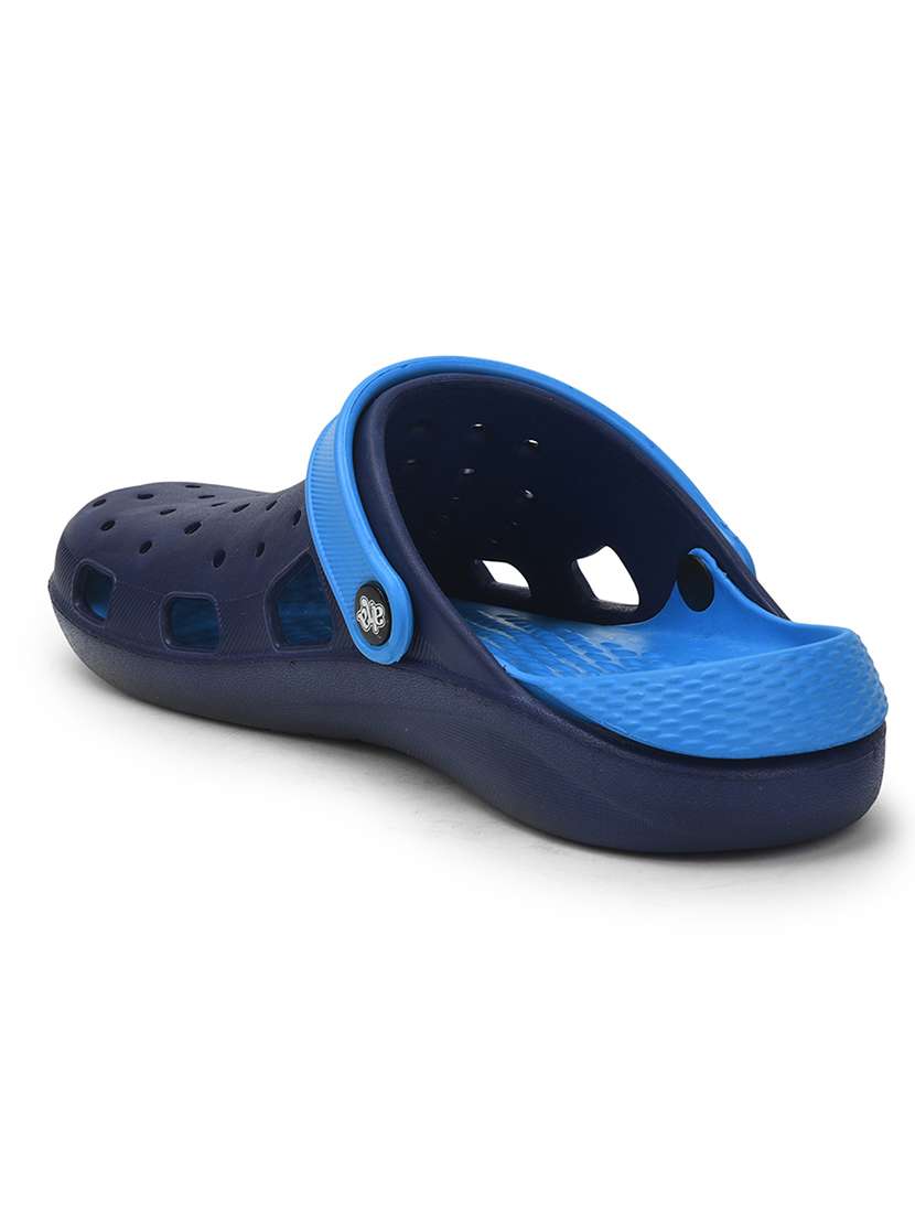 men solid slip on clogs - 22029355 -  Standard Image - 3