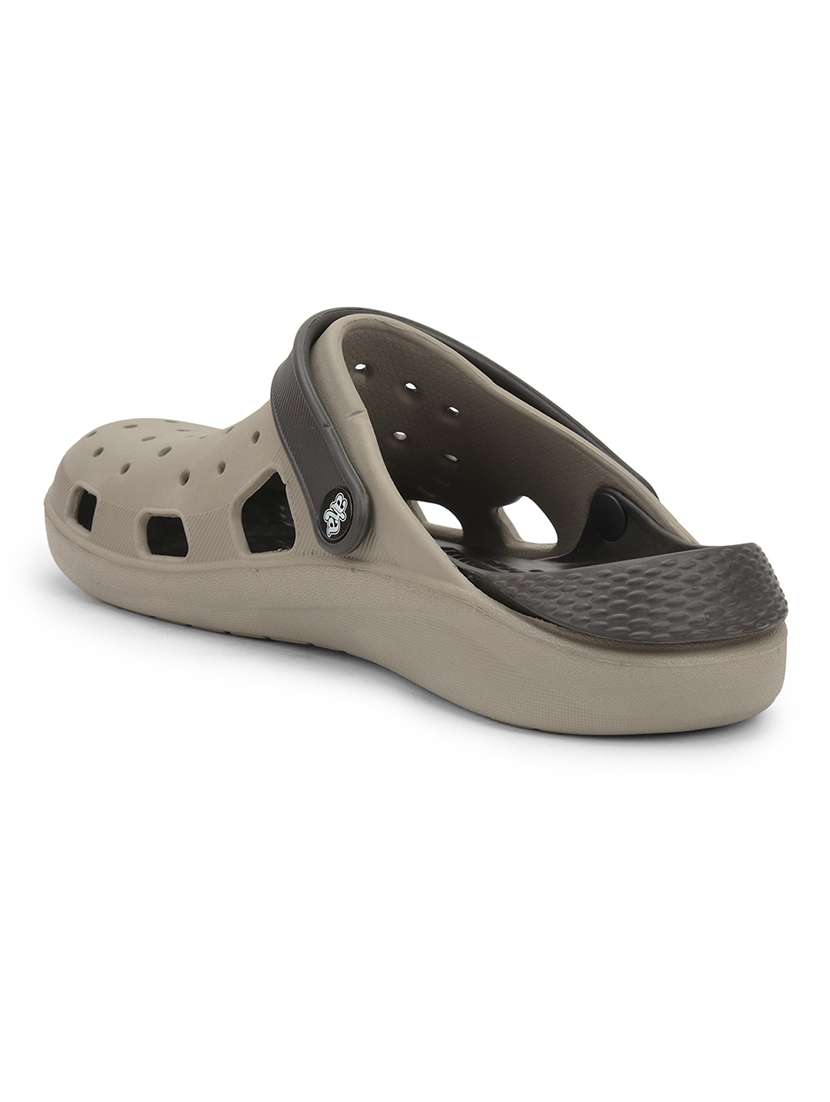 men solid slip on clogs - 22029356 -  Standard Image - 3