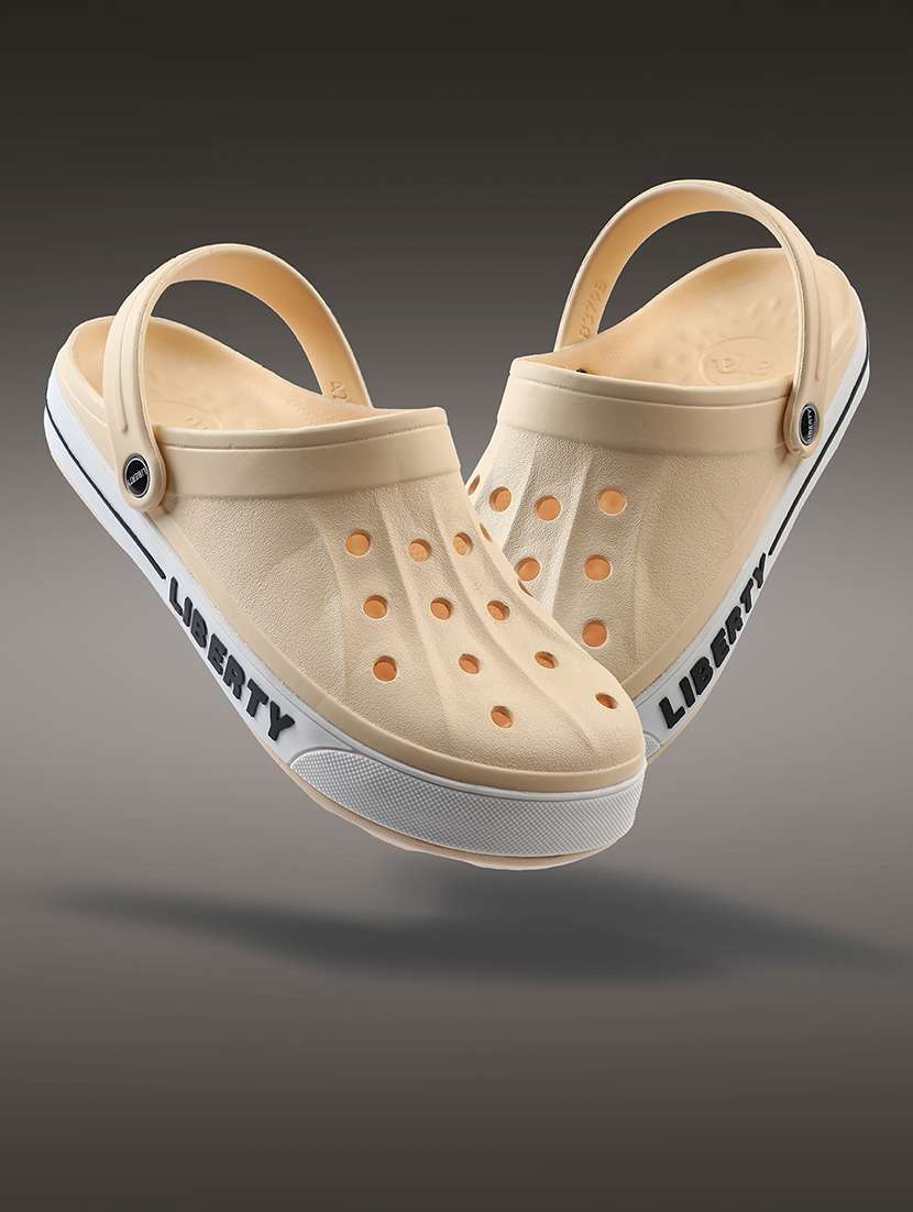 men solid slip on clogs