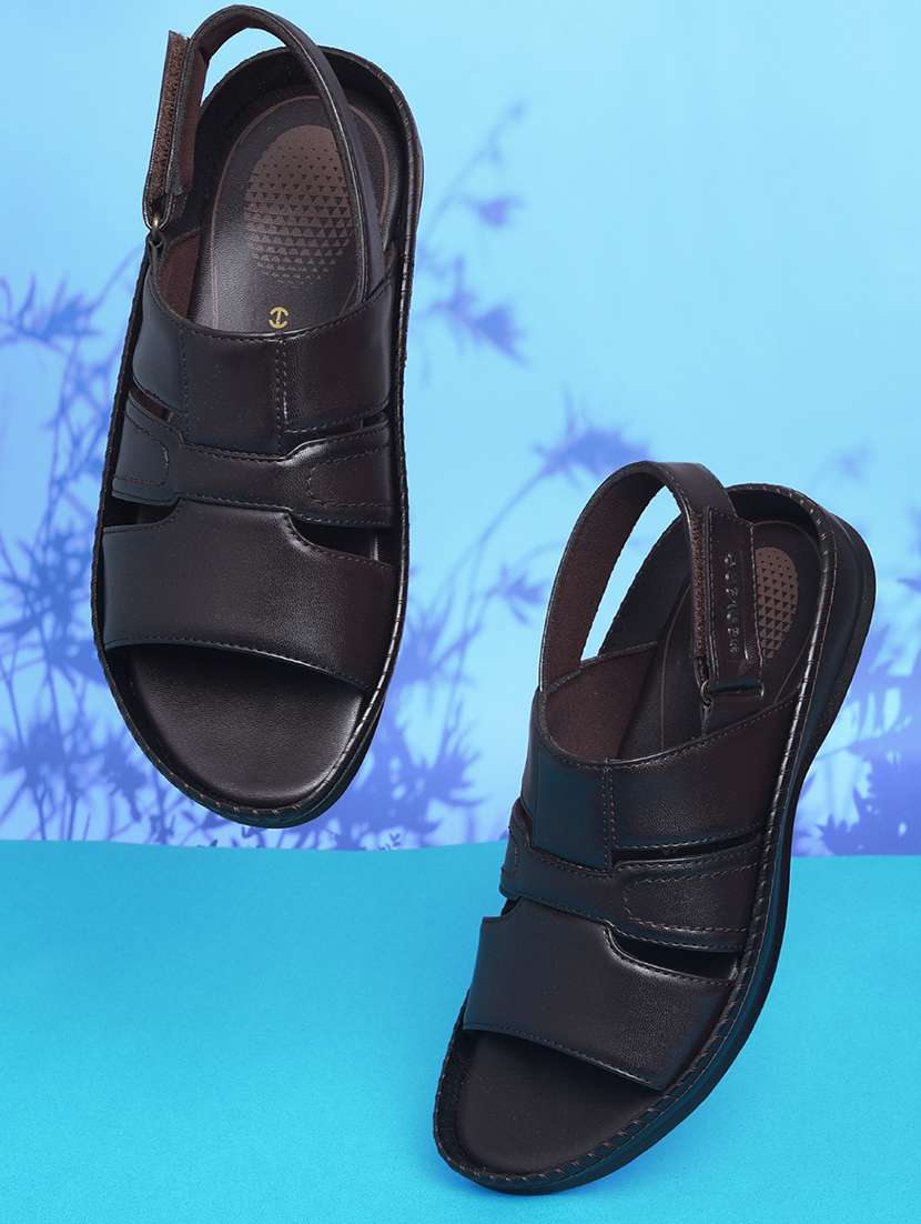 men solid back strap sandal