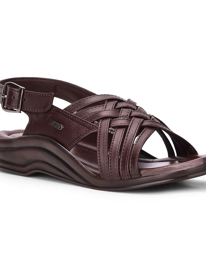 men solid back strap sandal - 22029372 -  Standard Image - 5