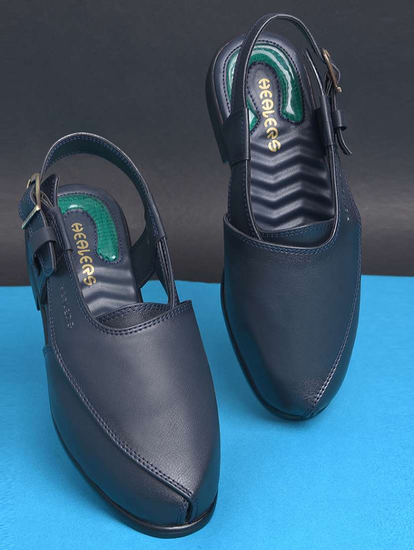 men solid back strap sandal