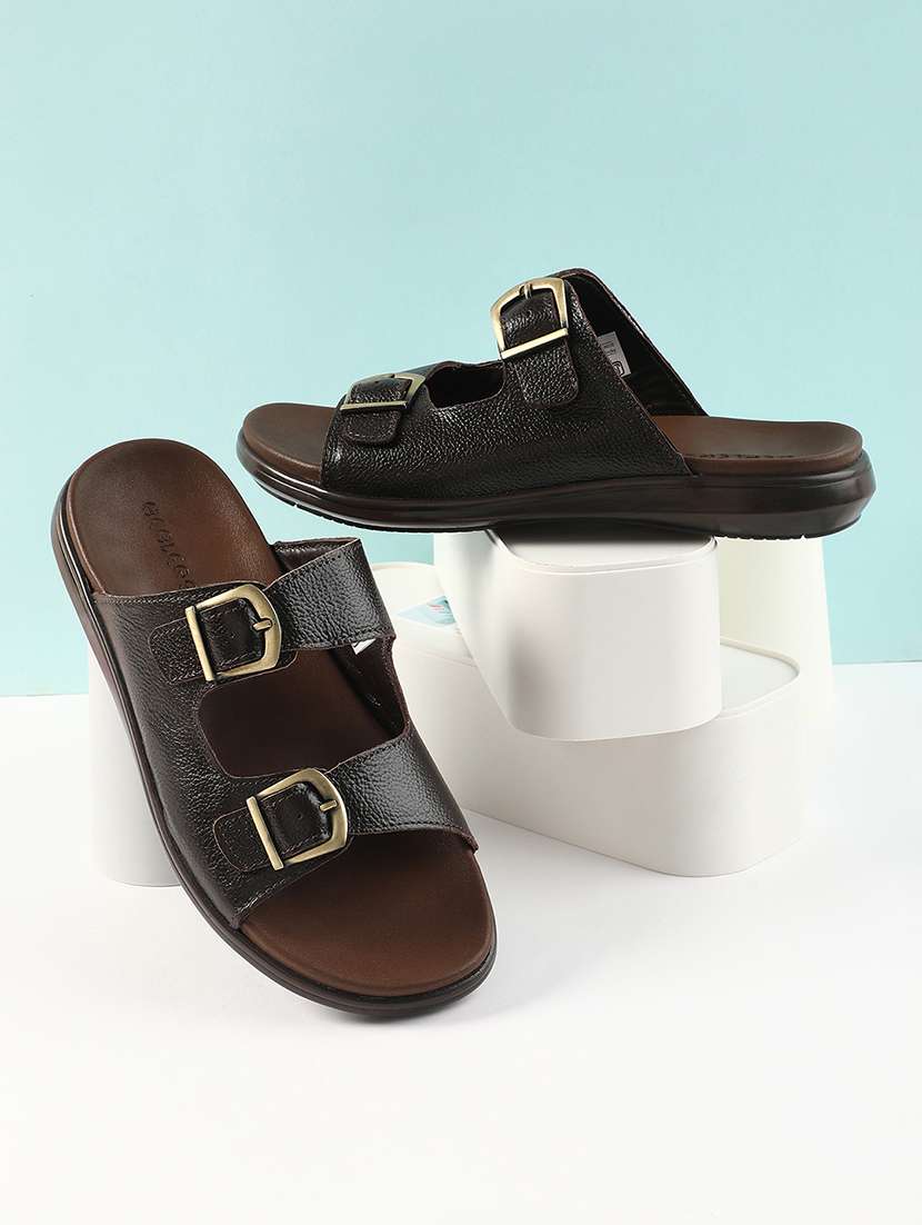 men solid slip on sandal