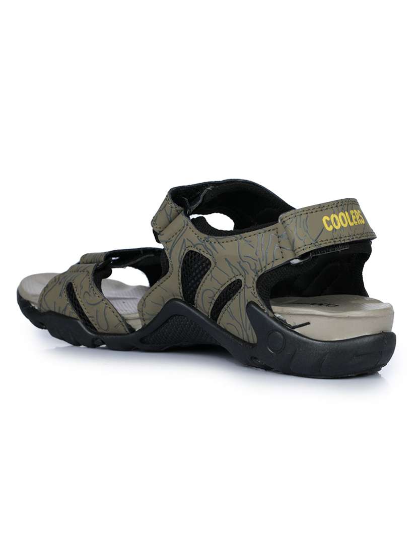 men solid back strap floater - 22029377 -  Standard Image - 5