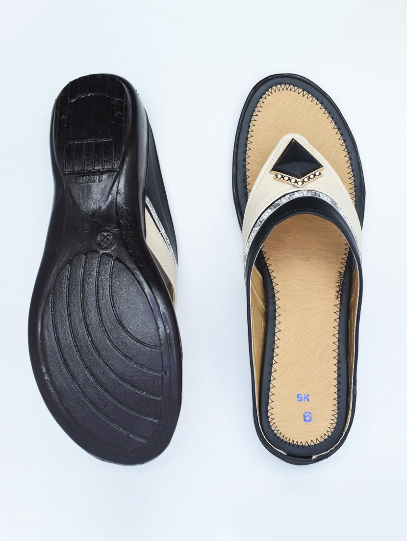 women solid slip on wedges - 22029496 - Standard Image - 3