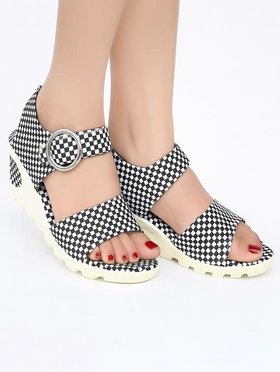 women checkered back strap wedges - 22029535 -  Zoom Image - 0