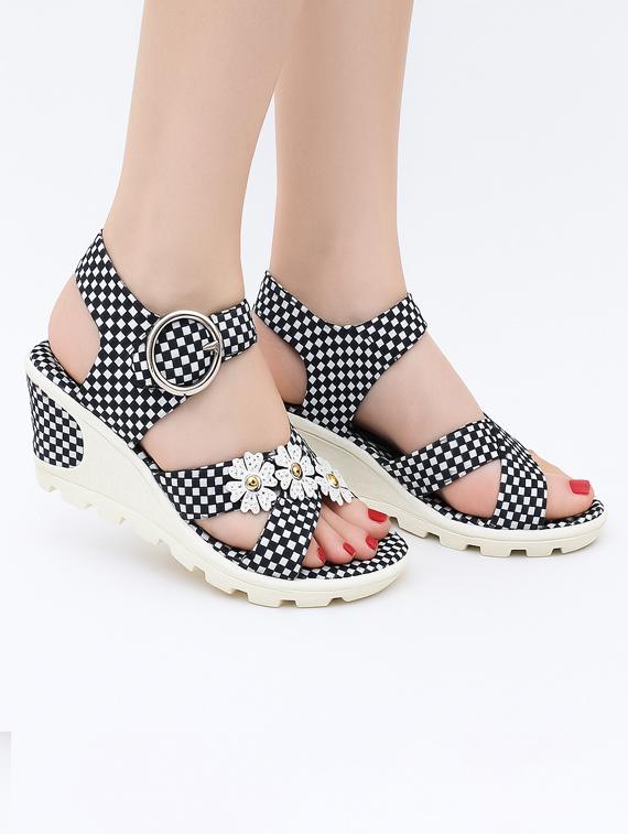 women checkered back strap wedges - 22029536 -  Zoom Image - 0