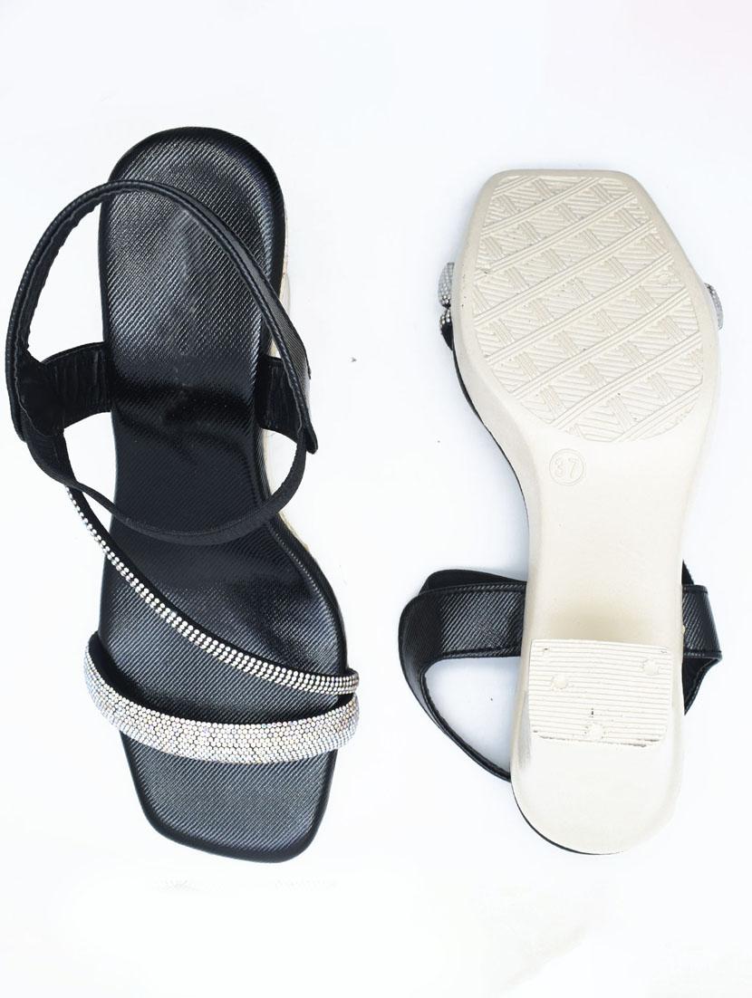 women solid back strap sandals - 22029539 - Standard Image - 3