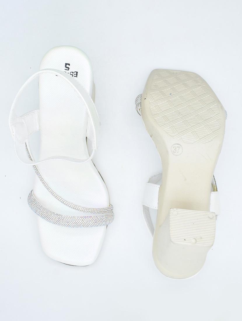 women solid back strap sandals - 22029540 - Standard Image - 3