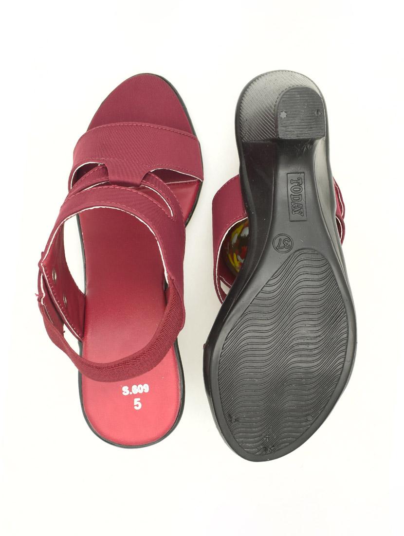 women solid back strap sandal - 22029576 - Standard Image - 3