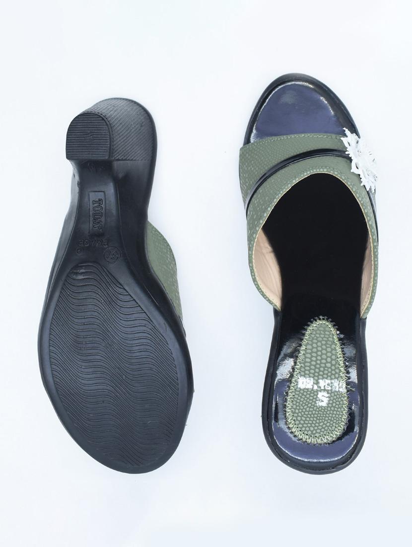 women solid slip on block heel sandal - 22029637 - Standard Image - 3