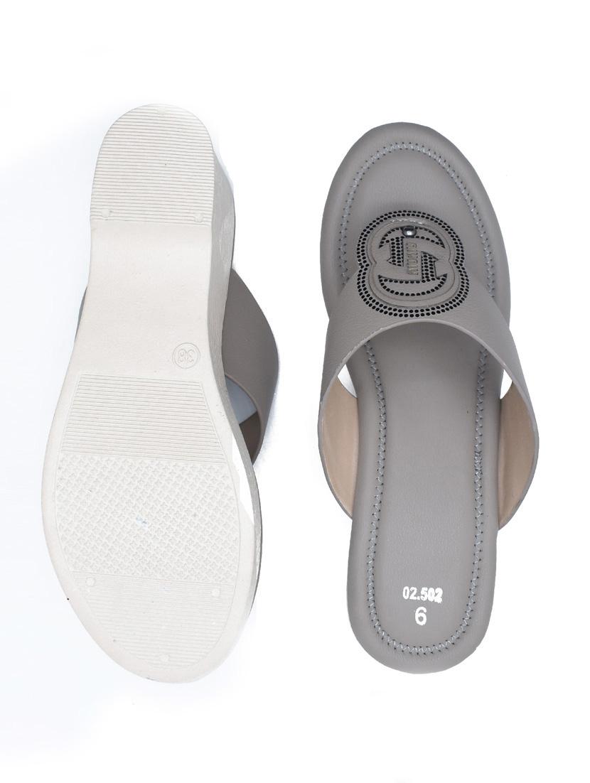women solid slip on wedges - 22029641 - Standard Image - 3