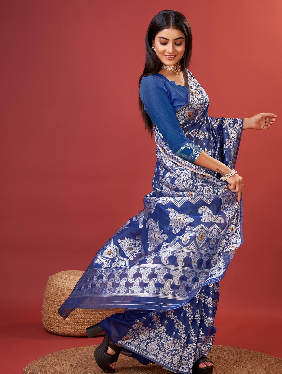 women self design banarasi saree with blouse - 22029983 - Standard Image - 3
