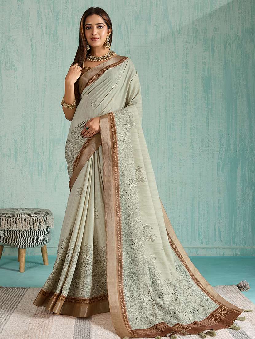 women floral printed bordered saree with blouse