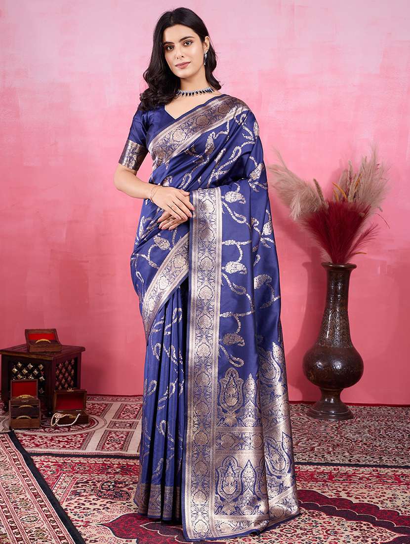 women self design banarasi saree with blouse