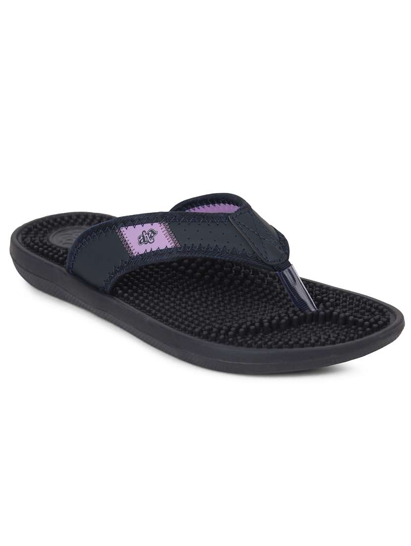 women solid slip on flip flop