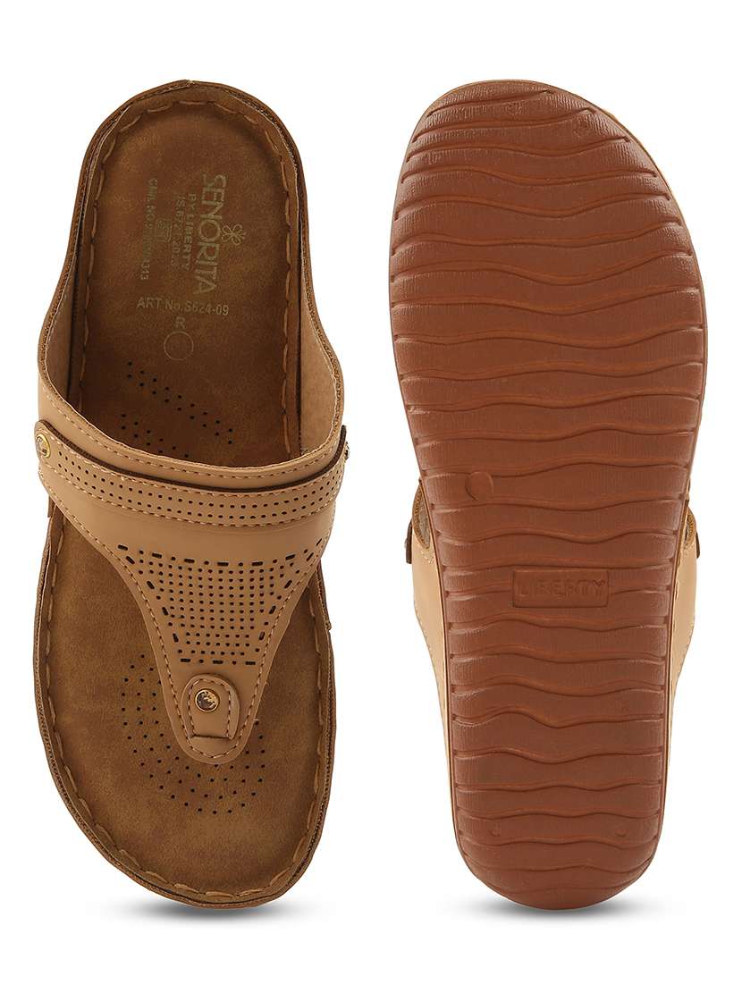 women solid  slip on wedge - 22030110 -  Standard Image - 5