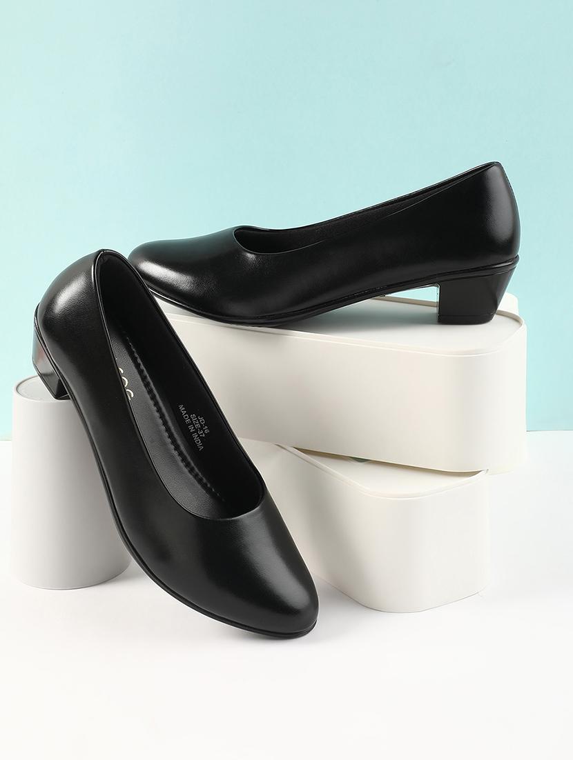 women black solid block heel pump - 22030131 - Zoom Image - 0