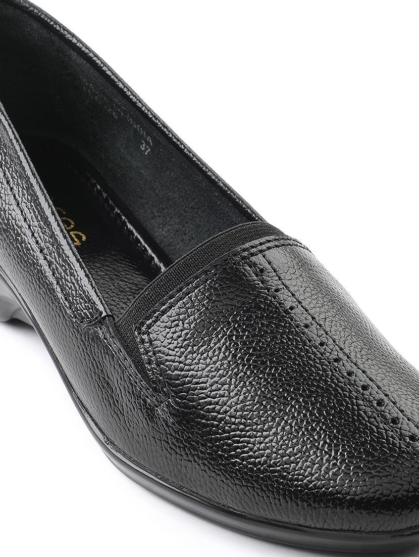 women black solid slip on wedge - 22030132 - Standard Image - 5