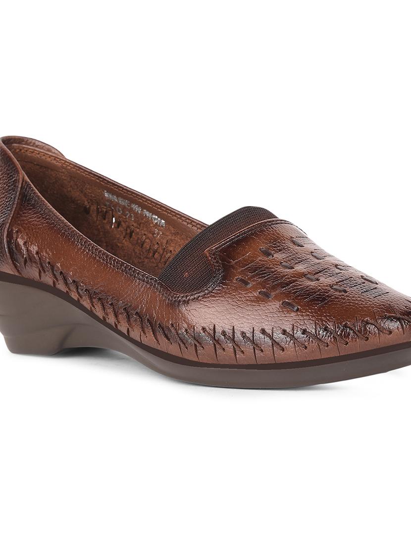 women tan solid slip on wedge - 22030137 - Standard Image - 5