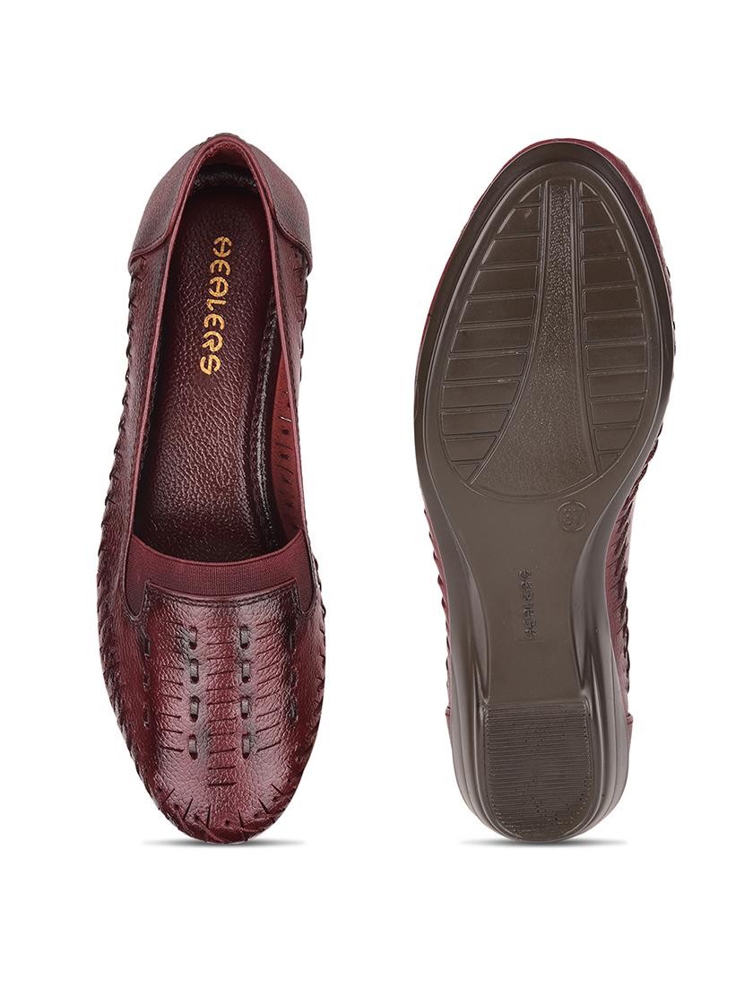 women solid slip on wedge - 22030138 - Standard Image - 3