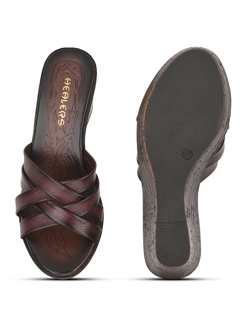 women solid slip on wedges - 22030144 - Standard Image - 5