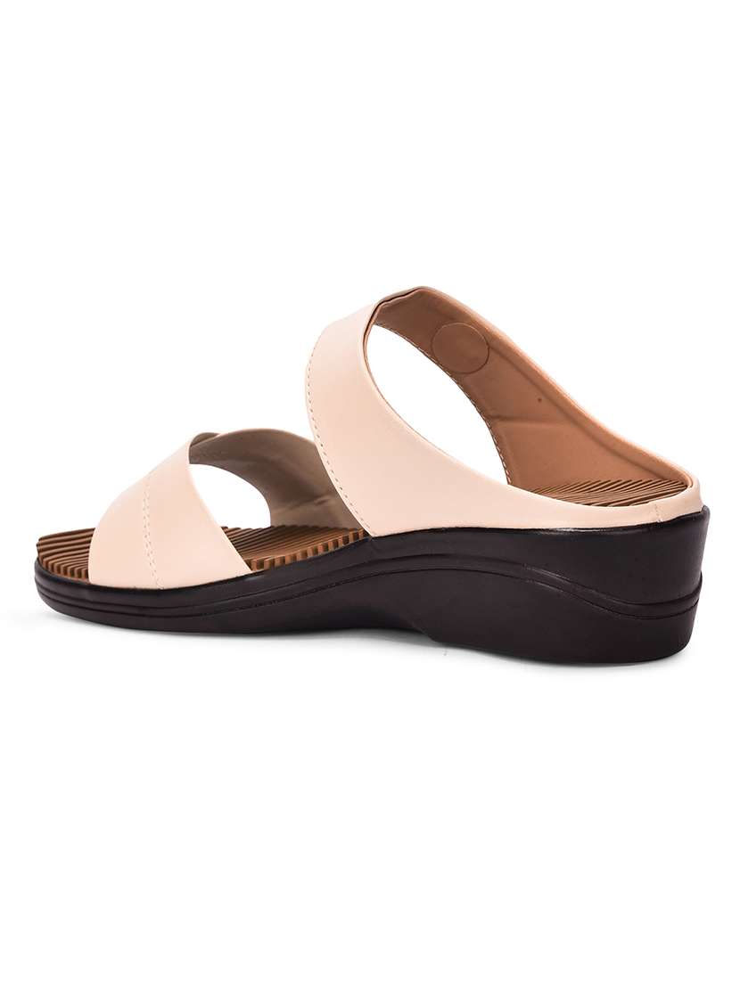women solid  slip on wedge - 22030152 -  Standard Image - 3