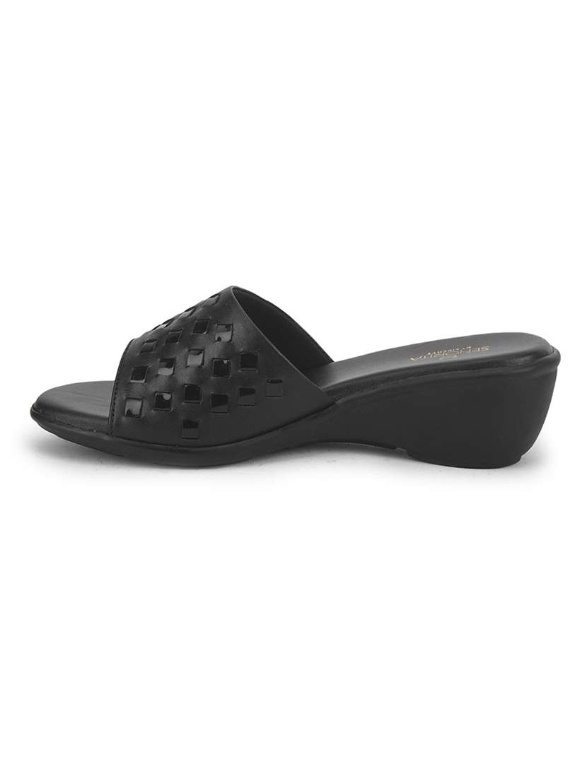 women black solid slip on sandal - 22030155 - Standard Image - 3
