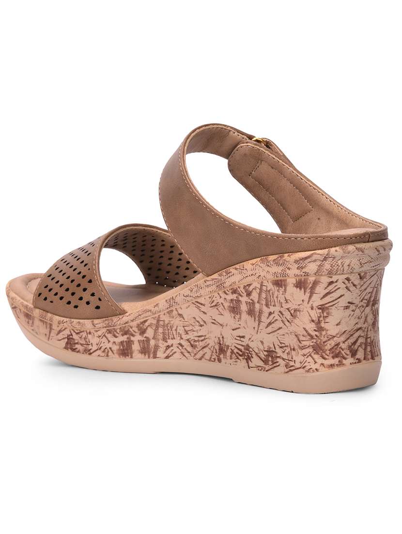 women solid  slip on wedge - 22030161 -  Standard Image - 3