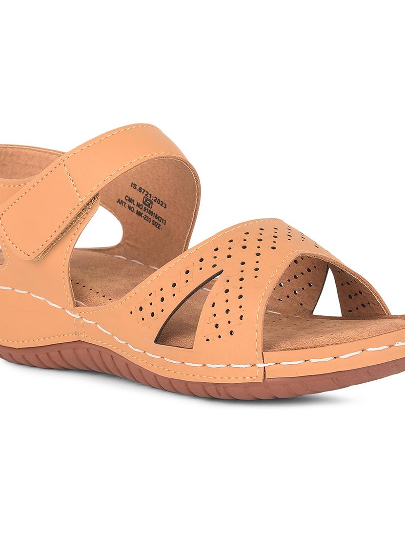 women solid back strap wedge - 22030165 - Standard Image - 5