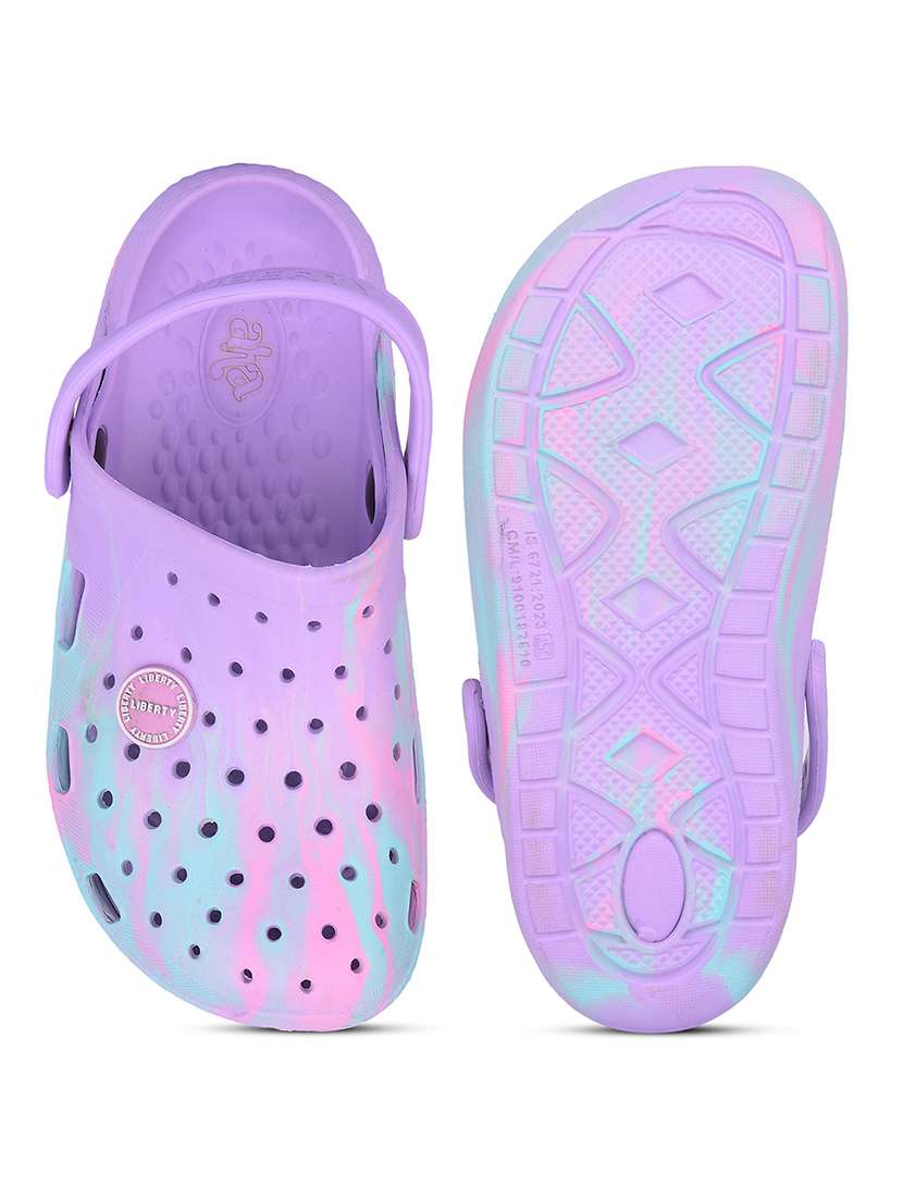 women printed slip on clogs - 22030179 -  Standard Image - 5