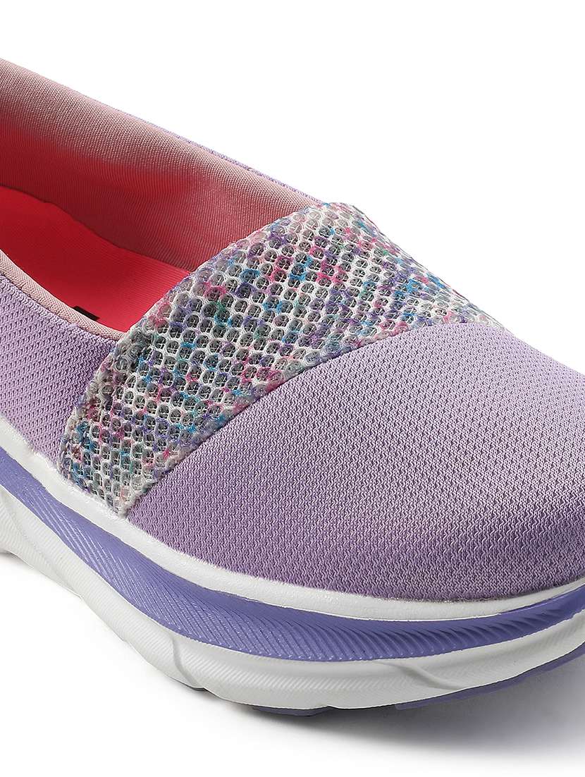 women solid slip on sports shoe - 22030224 -  Standard Image - 5