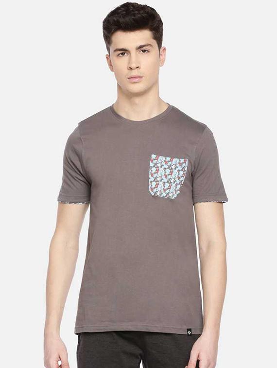 men placement print short sleeve regular fit t-shirt