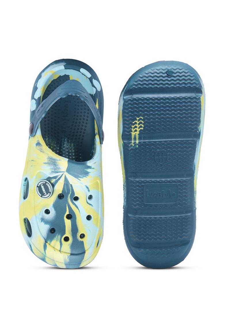 boys printed slip on clogs - 22030451 - Standard Image - 3