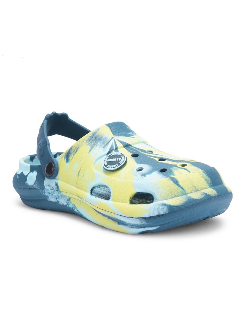 boys printed slip on clogs - 22030451 - Standard Image - 5