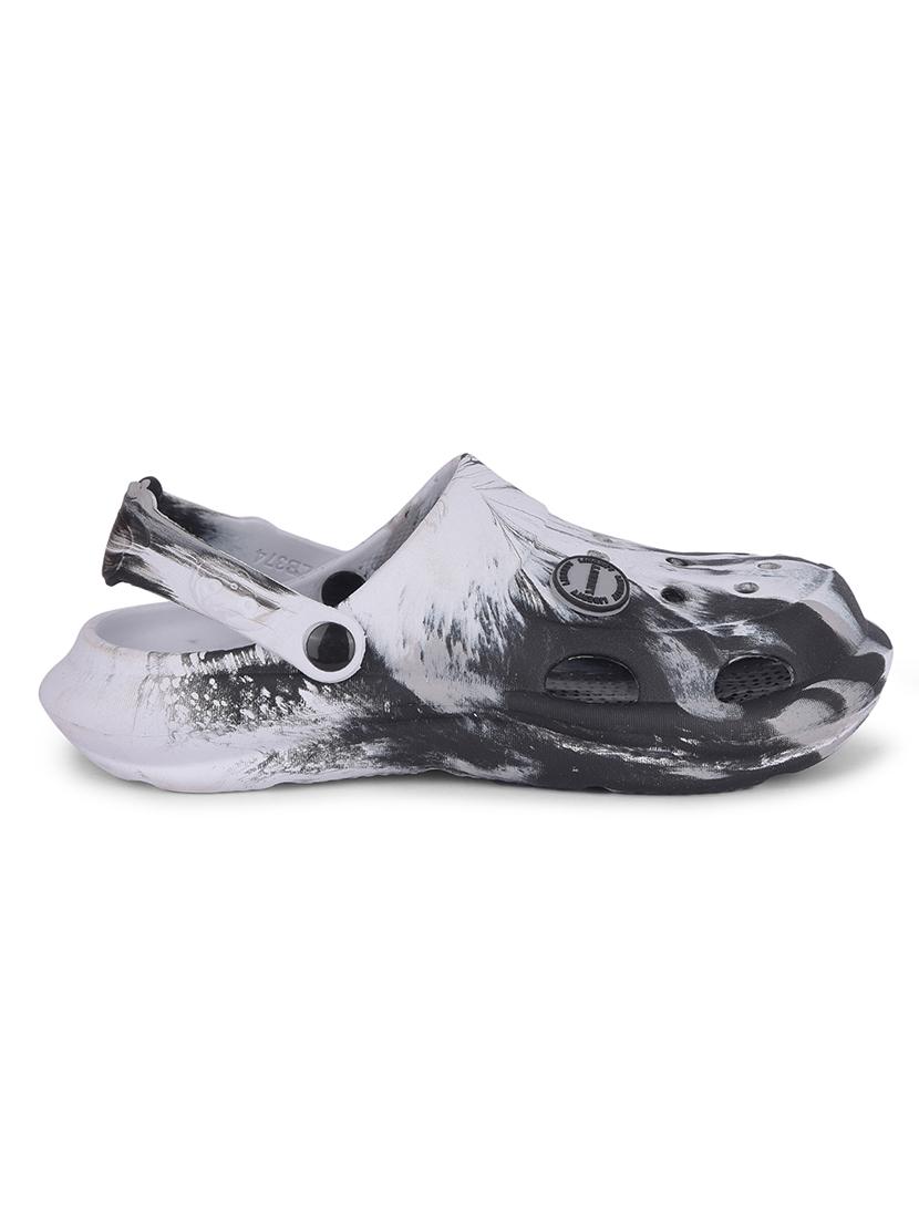 boys printed slip on clogs - 22030478 - Standard Image - 3