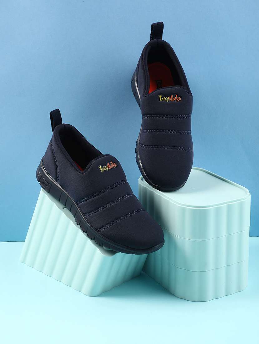 kids solid slip on sport shoe