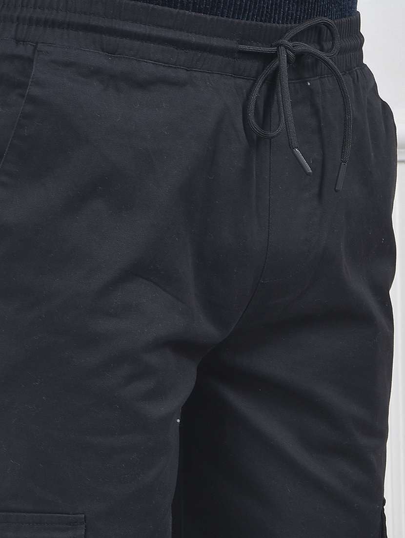 men solid mid rise regular fit cargo jogger - 22030646 -  Standard Image - 5