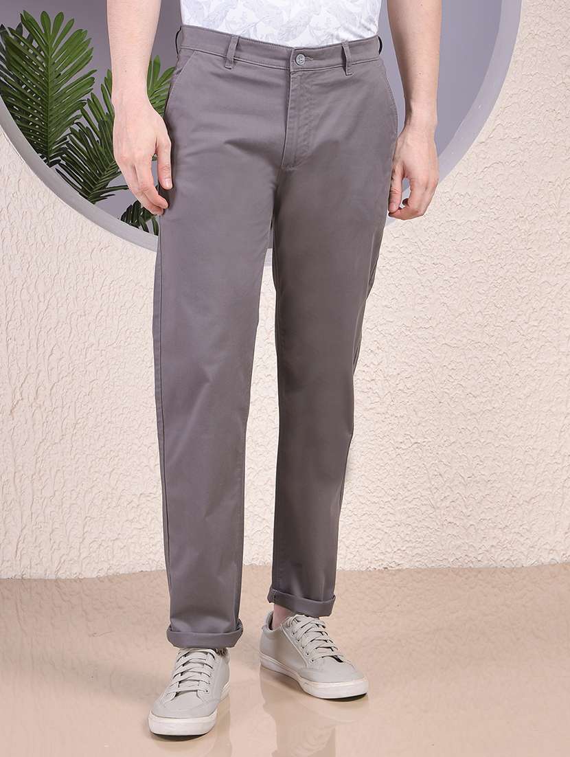 men solid mid rise straight fit chinos - 22030675 - Zoom Image - 0