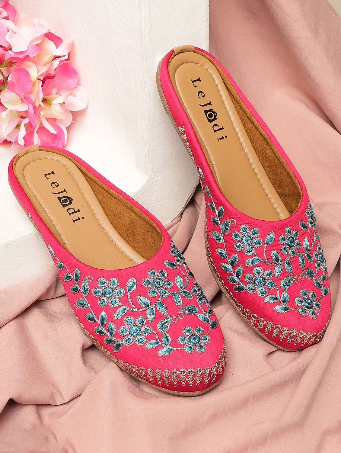 women embroidered slip on mojari - 22030794 -  Zoom Image - 0