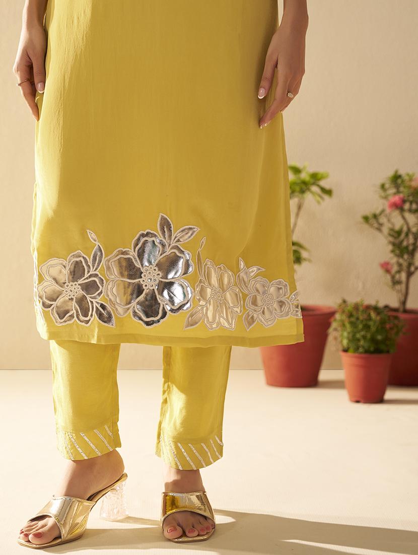 women embroidered three quarter sleeve kurta pant with dupatta set - 22030923 - Standard Image - 3