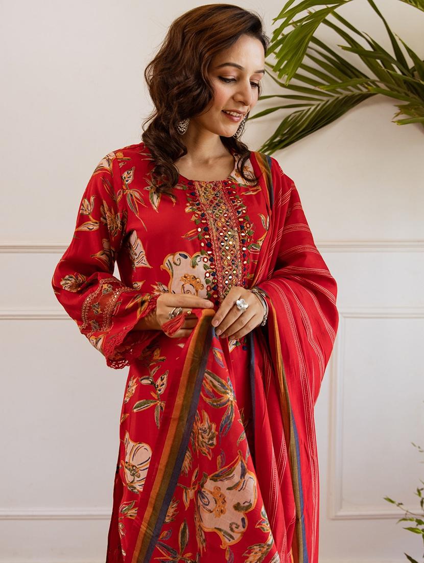 women floral long sleeve kurta palazzo with dupatta set - 22030926 - Standard Image - 3