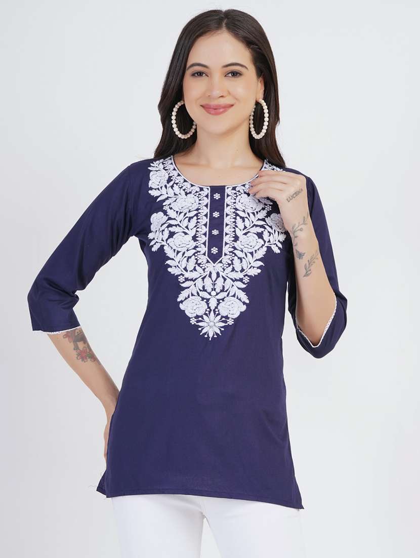 women chikankari three quarter sleeve straight kurti
