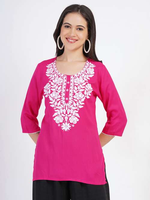 women chikankari three quarter sleeve straight kurti - 22030975 -  Standard Image - 0