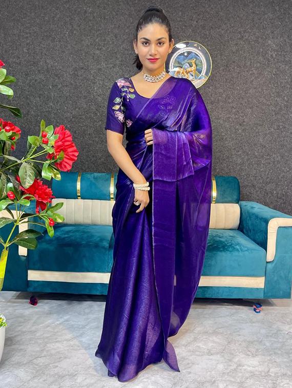women solid plain saree with blouse - 22031049 -  Zoom Image - 0