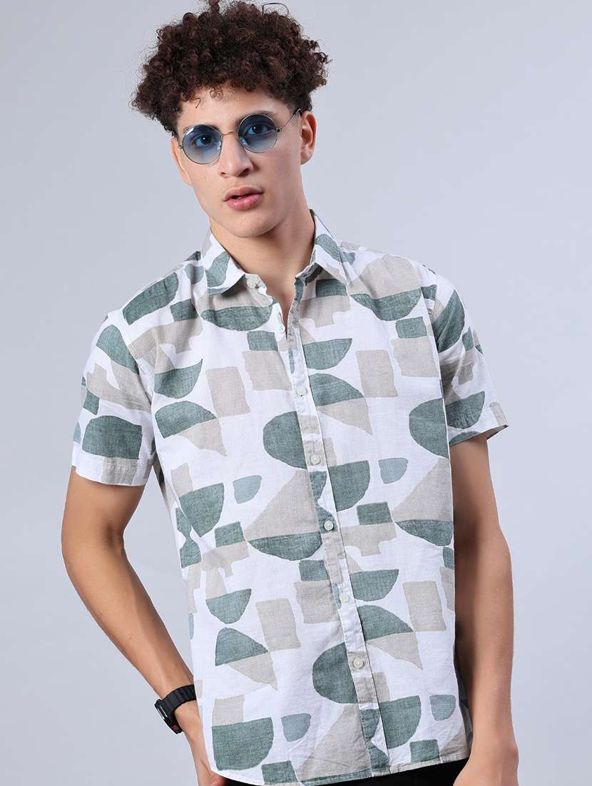 men printed short sleeve regular fit casual shirt