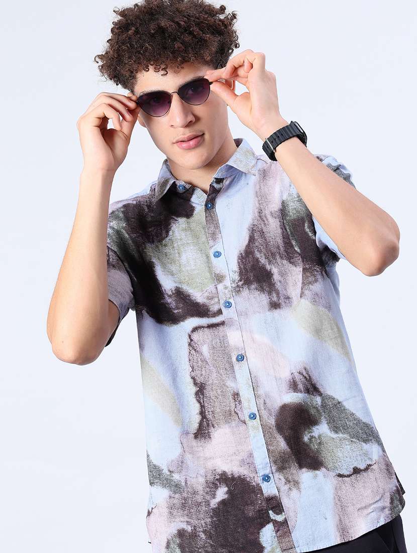 Buy online Men Printed Short Sleeve Regular Fit Casual Shirt from