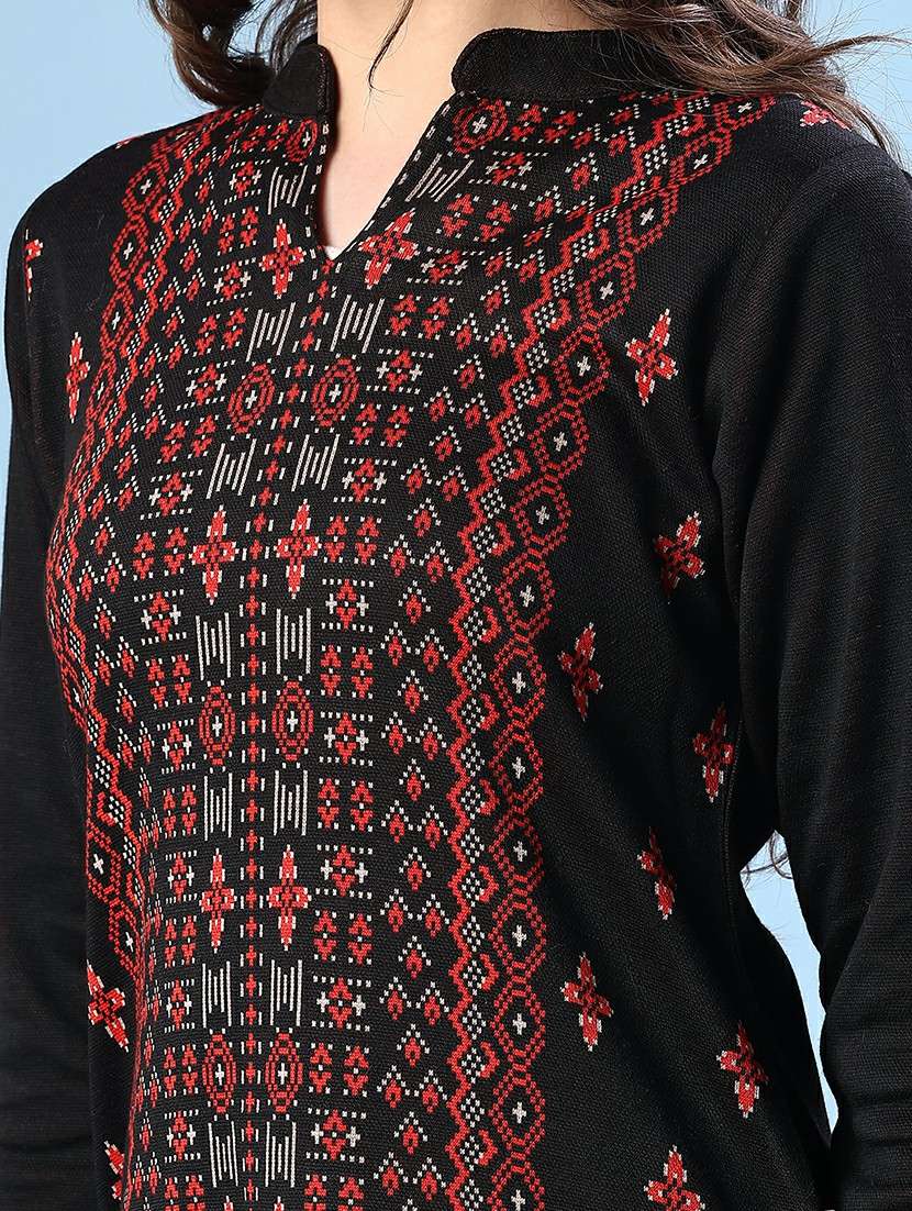 women self design long sleeve straight woolen kurta - 22031920 -  Standard Image - 5