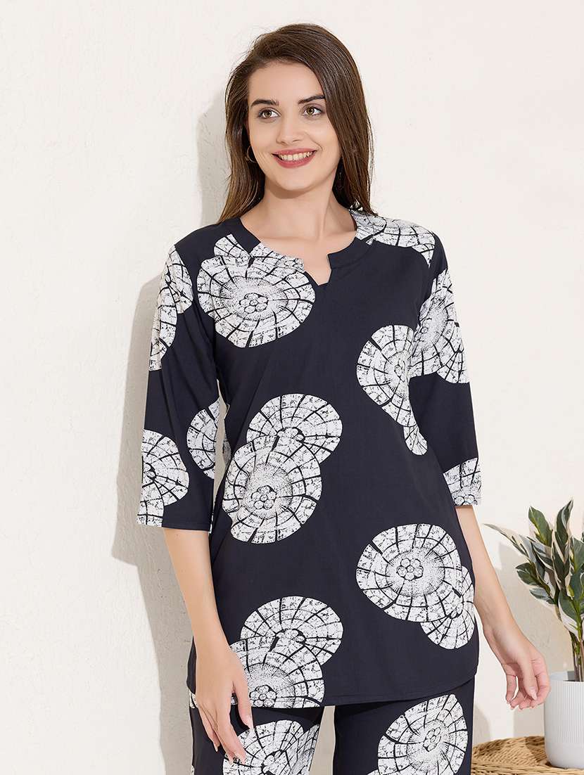 black viscose top women printed top and trouser co-ord set printed top and trouser co-ord set trouser set co-ord - 22033405 -  Standard Image - 3